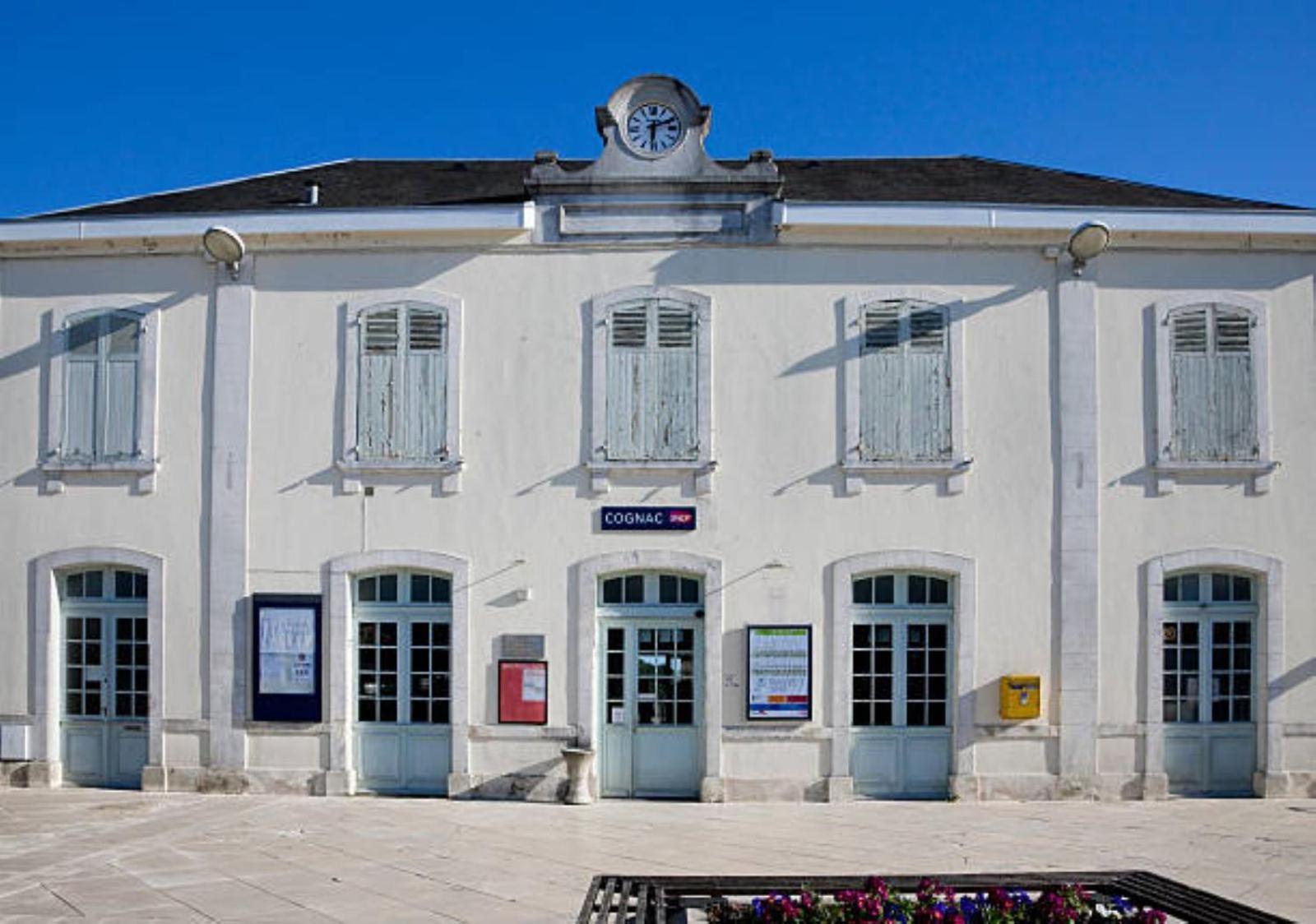 Maison Meire Studios Cognac Luaran gambar