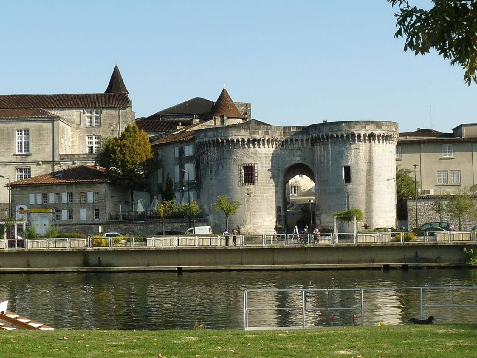 Maison Meire Studios Cognac Luaran gambar